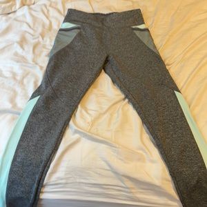 Kids 14/16 blue and grey leggings with pockets